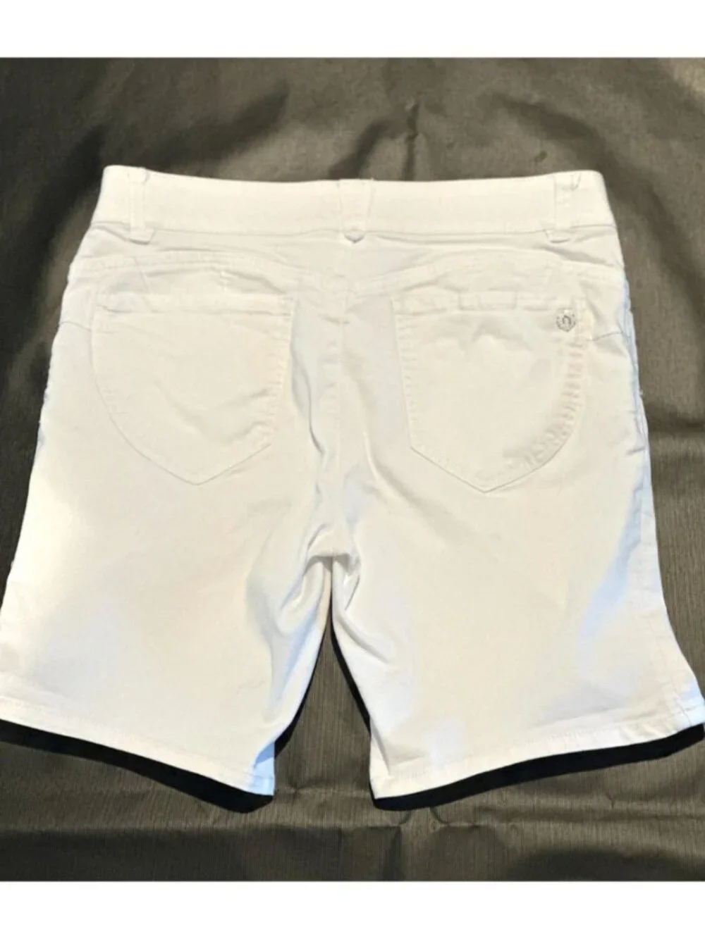 Democracy Shorts Women's 8 Bermuda Ab Solution White Stretch Denim - Picture 7 of 9